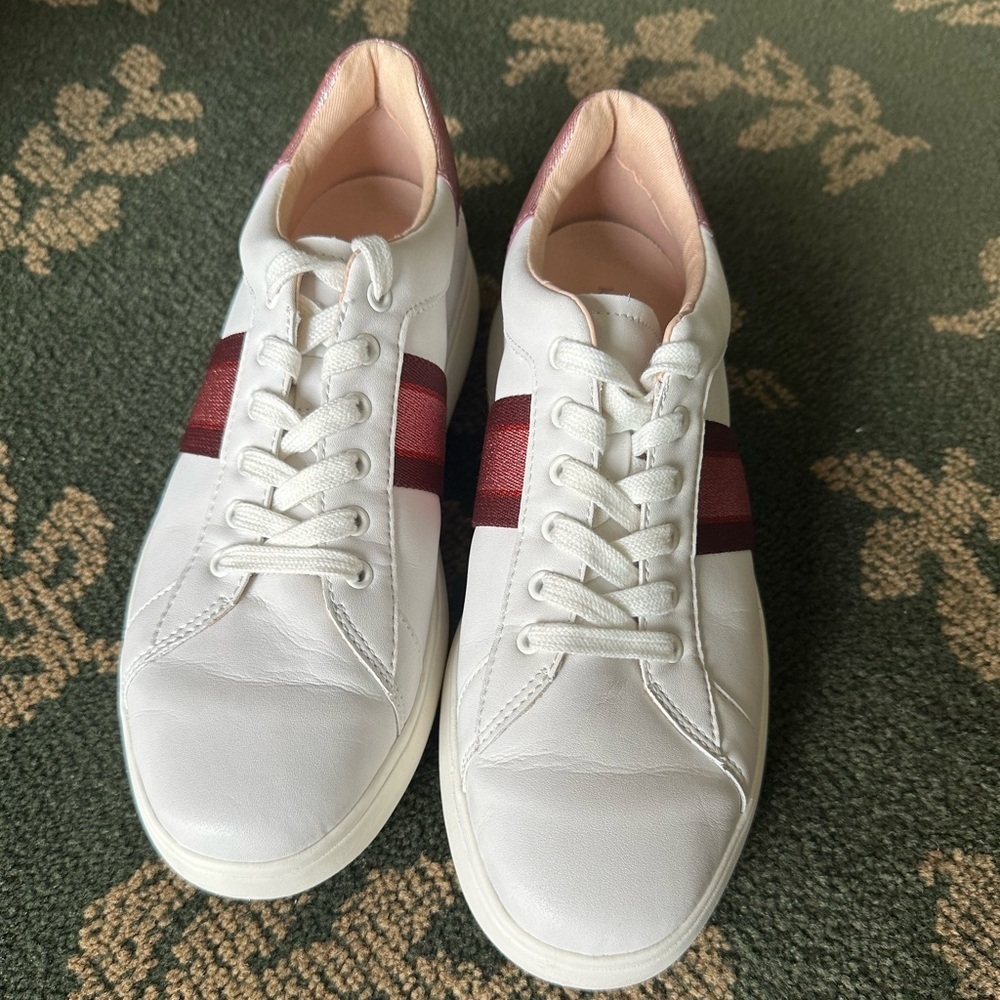Kate Spade White and Burgundy Women's Sneakers size 10B